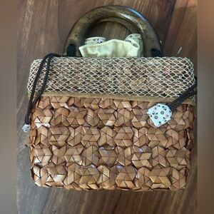 Vintage Hand Held Wicker Small Purse Drawstring Closure Wooden Handles‎